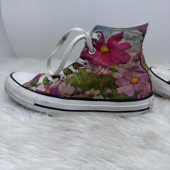 Converse - Picture 10 of 13